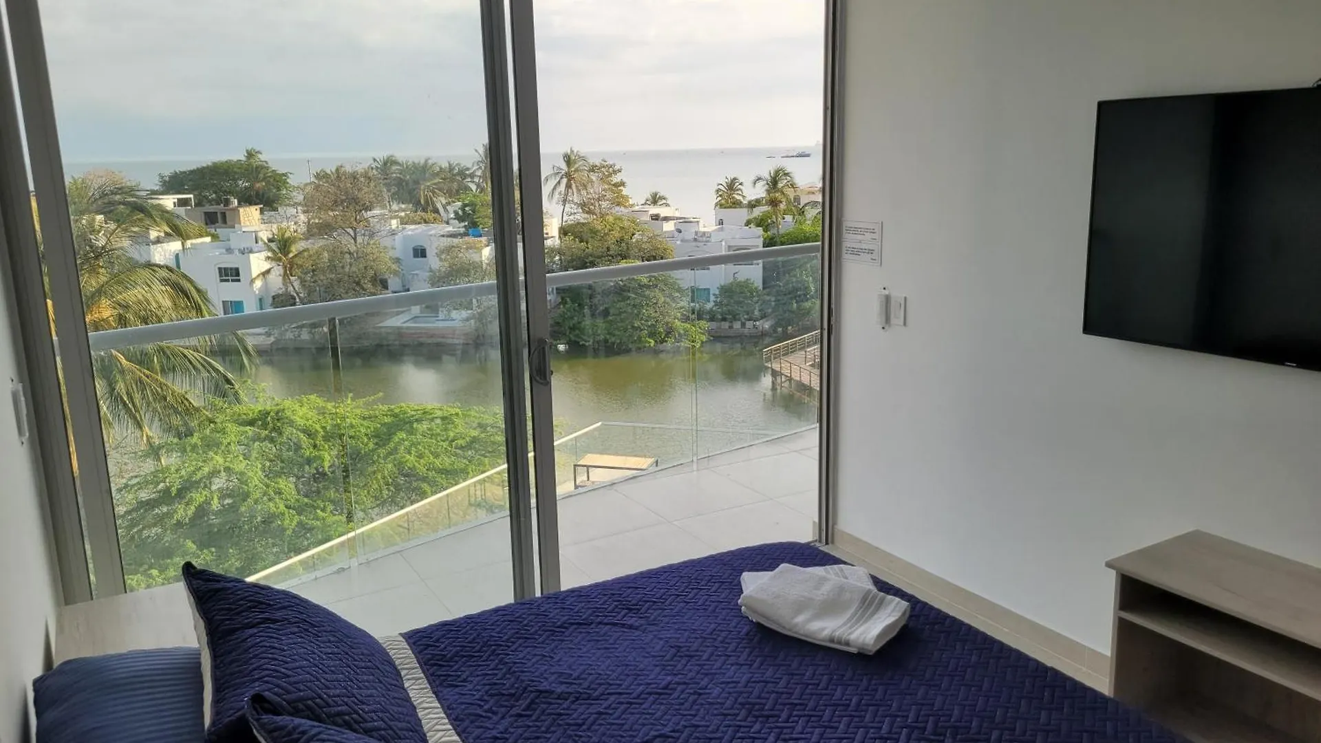 Confort Y Vistas Marinas En Sierra Beach Resort location